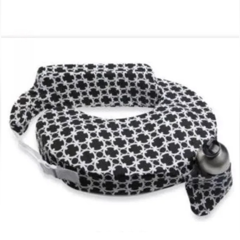Zenoff My Brest Friend Inflatable Travel Nursing Pillow In Black & White Marina